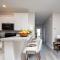 Brand New 4Br Steps to Beach 2nd Pier King Beds B - 默特尔比奇