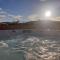 Alba - Charming boutique forest view cabin with hot tub in Ballater