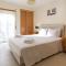 Ocean Breeze Apartment