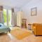 2 Bedroom Beautiful Home In Tavel - 塔韦勒