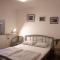 Hostel 24