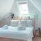 Seapink, Kingsand; luxury Cornish cottage with seaviews, bbq & paddleboards