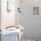 Lovely 2 bedrooms, steps away from the beach. - Bradenton Beach