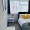 Aylesbury Apartment for Contractors and Holidays - FREE Parking for cars and vans