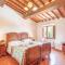 Beautiful Home In Castiglion Fiorentino With Kitchen