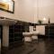 Penthouse 145mp - Living spatios - 2 Dormitoare cu baii private - Bucatarie complet utilata