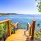 Wow! Views and more, fantastic 2 bedroom in West End - Villa Agua apts
