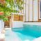 Wow! Views and more, fantastic 2 bedroom in West End - Villa Agua apts