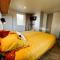 De Strandhoed Renesse, new & luxe chalet with garden en close to centrum & beach! - 雷讷瑟