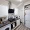 *6R* setup for your most amazing & relaxed stay + Free Parking + Free Fast WiFi * - Beeston Hill