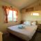 sunnymede Park 6 berth at Fantasy island minimum 3 days
