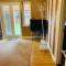 Huntingdon walk to town centre, cosy, Free parking