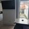 Primrose Stays - 3 bedroom House - Stoke on Trent