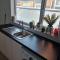 Primrose Stays - 3 bedroom House - Stoke on Trent