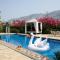 StayVistas Le Sutra Great Escapes - 5BR - Geometrica - Artistic Rooms, Mountain View, Pool, and Gazebo Retreat