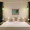 StayVista's The Annex - Cozy Retreat with Inviting Rooms and a Private Plunge Pool - لونافالا