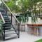 StayVista's The Annex - Cozy Retreat with Inviting Rooms and a Private Plunge Pool - لونافالا