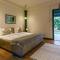 StayVista's The Annex - Cozy Retreat with Inviting Rooms and a Private Plunge Pool - لونافالا
