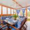 Holiday Home Aurea by Interhome