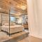 Bemus Point Vintage Suite with Soaking Tub and Kitchen