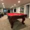 High Quality 3200sqft House, Pool Table, Laundry - Murray