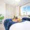 Aylesbury House with Free Parking, Super-Fast Wifi and Smart TV with Netflix by Yoko Property - 艾尔斯伯里