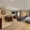 Best Western PLUS Vineyard Inn and Suites - Penn Yan