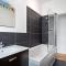 Pendennis - Bright Victorian flat, sea views & close to beach