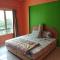 Sunshine Bay Resort