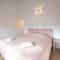 Cozy 3BD House with private terrace and parking
