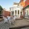 2 Bedroom stylish property set behind the angel hotel with parking and a courtyard garden - 贝里圣埃德蒙兹