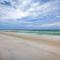 Destin Townhome with Balcony - Walk to the Beach!