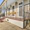 1 Mi to French Quarter Walkable NOLA Home!