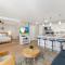 Stylish Oasis with Great Ocean and Diamond Head Views, Free Parking! - Honolulu
