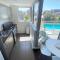 AQUA 306 POOLSIDE Luxury Apartment , Honeysuckle, NEWCASTLE FREE Parking