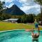 Sunshine Coast Farm Stay - Glass House Mountains