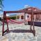 Family Villa Short Walk To Coral Bay Strip 5 Min and Pub, shops etc
