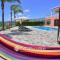 Family Villa Short Walk To Coral Bay Strip 5 Min and Pub, shops etc