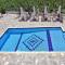 Family Villa Short Walk To Coral Bay Strip 5 Min and Pub, shops etc