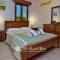 Family Villa Short Walk To Coral Bay Strip 5 Min and Pub, shops etc