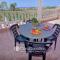 Family Villa Short Walk To Coral Bay Strip 5 Min and Pub, shops etc