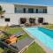 Glow Boutique Suites & Guesthouse