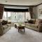 Ramsey House - Luxury Licensed B&B - Parking and Guest Lounge