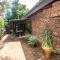 Hello Sunshine Self Catering Studio Apartments - Nelspruit