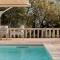 VILLA OSTUNI ONE mit Pool, Gästehaus & Glamping