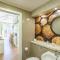Squirrel Lodge 40 with Hot Tub - Newton Stewart