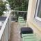 Studio refait à neuf Ave St Maurice