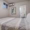 The Weather Gauge - Meredith Lodging - روكواي بيتش
