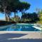 CasaViva-Stylish Trilo with AC-shared pool-parking