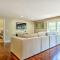 Spacious Mears House -Steps From Lake Michigan! - ميرز